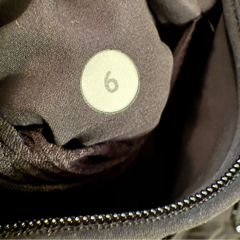 Lululemon Go The Distance Jacket - Picture 6 of 6